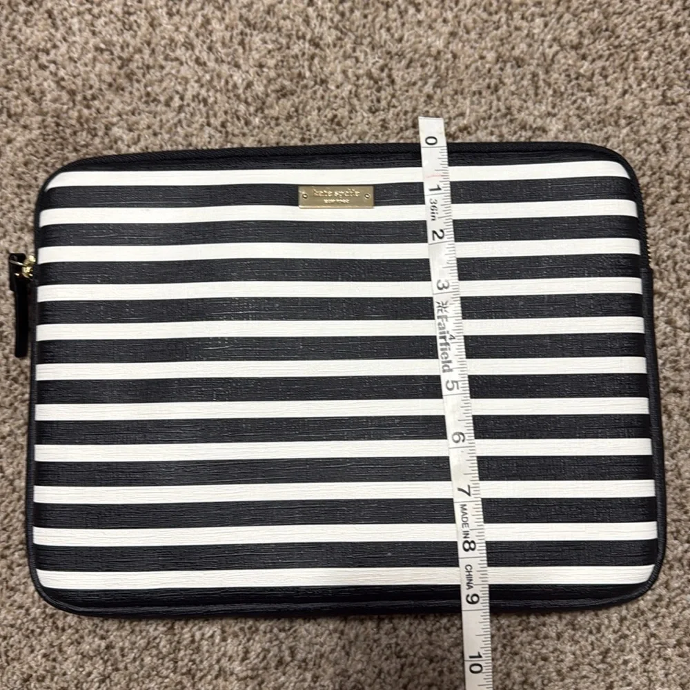 Kate Spade EUC laptop, tablet sleeve